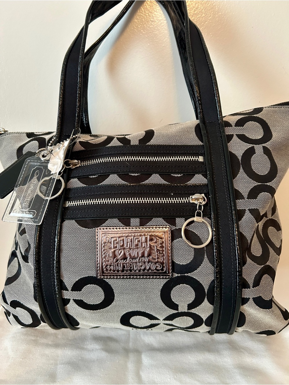 COACH || Poppy - Silver Tribeca Black and Gray Tote Bag. NWT